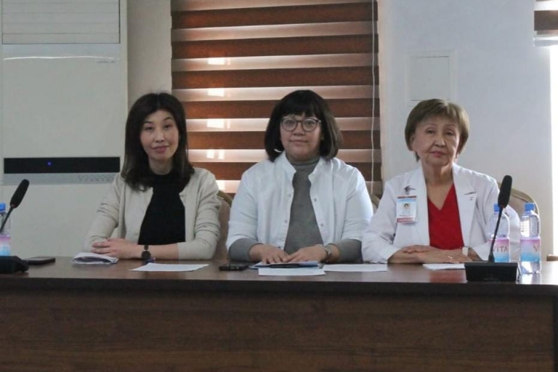 В НИИ кардиологии и внутренних болезней прошел мастер класс по интерстициальным заболеваниям легких для врачей Алматы 