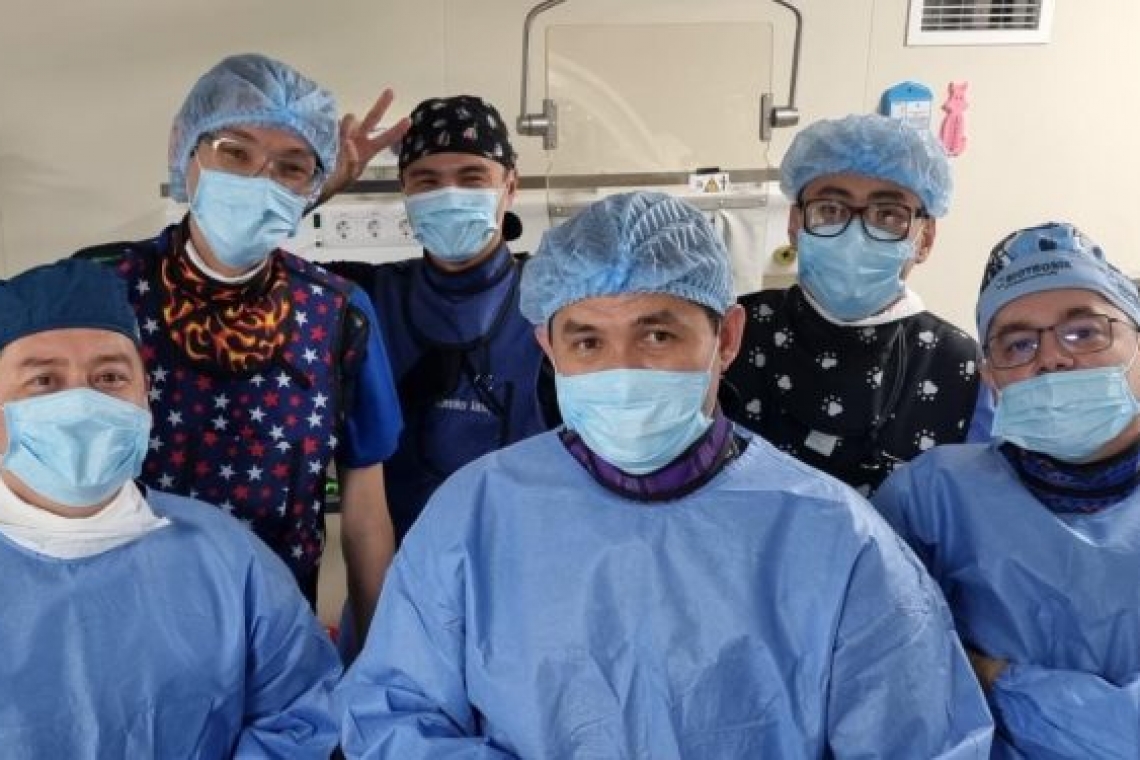 Новые возможности для пациентов: Кардиологи Казахстана провели уникальную операцию
