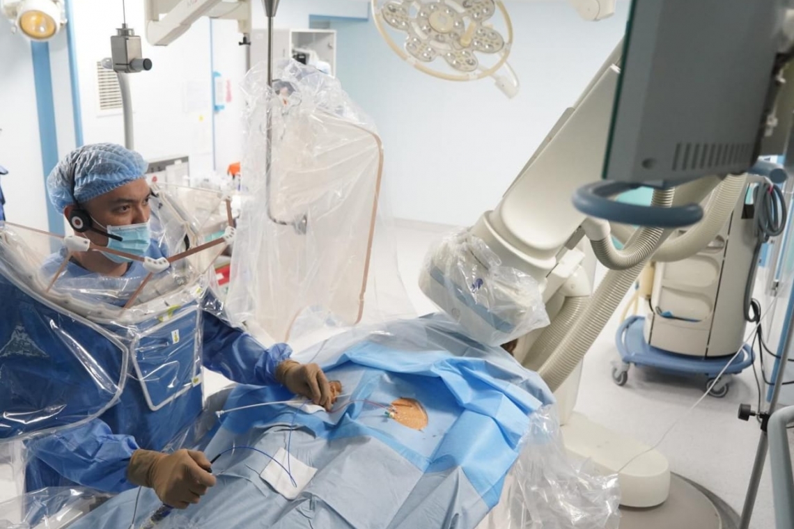 Алматы қаласында алғаш рет КІАҒЗИ-да пациенттерге қашықтан мониторинг жүйесіне қосу мүмкіндігімен жаңа буын дефибрилляторлары имплантацияланады 