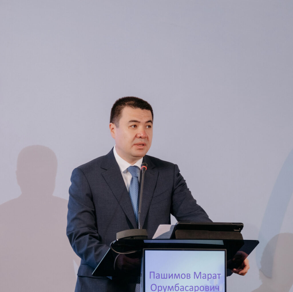 Жетекші қазақстандық және шетелдік мамандар ішектің қабыну аурулары бойынша  сараптамалық пікірлер мен үздік тәжірибелермен алмасты