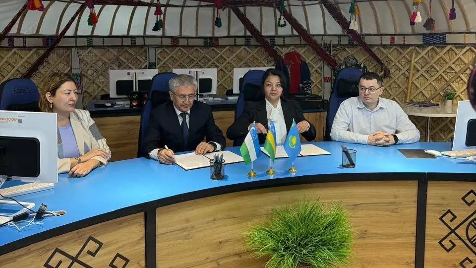 КІАҒЗИ МАМАНДАРЫ ӨЗБЕК ӘРІПТЕСТЕРІМЕН ЭНДОКРИНДІК АУРУЛАРДЫ ЕМДЕУДІҢ ЖАҢА ӘДІСТЕРІН ТАЛҚЫЛАДЫ